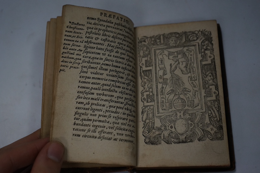 Gildas, Gildae. - cui cognomentum est sapientis, de excidio & conquestu Britanniae, ac flebili castigatione in reges, principes, & sacerdotes epistola, vetustissimorum exemplarioru[m] auxilio non solum a medis plurimis v